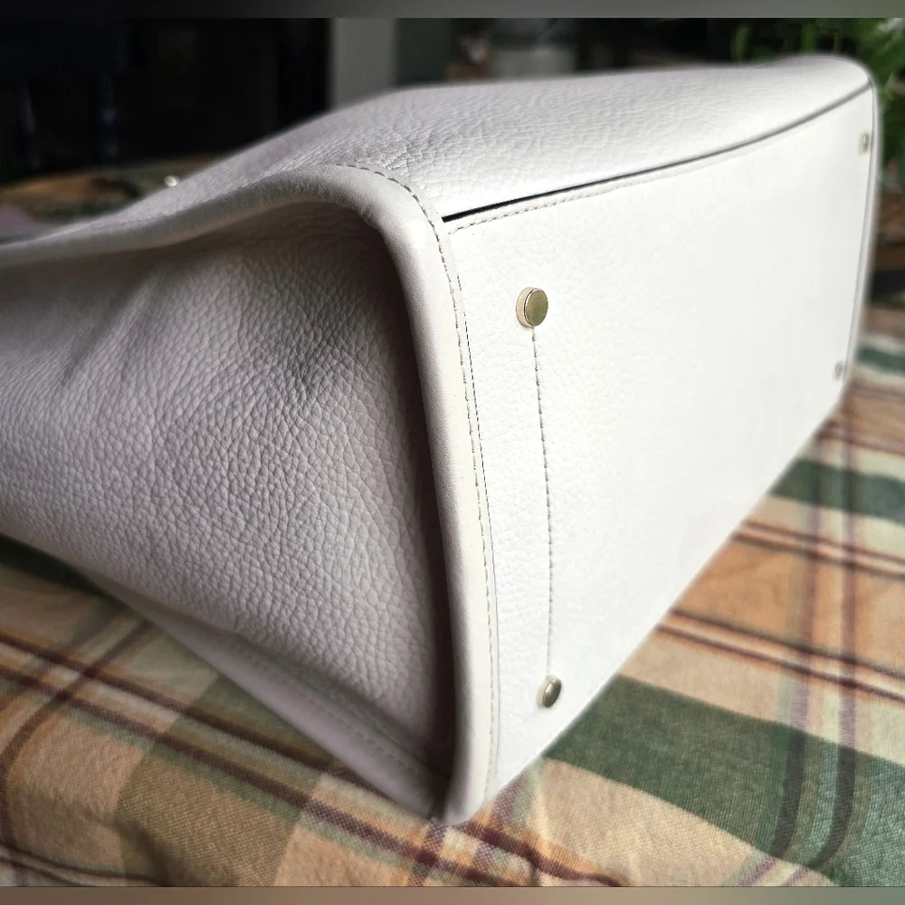 *LOW START* Kate Spade White And Black Leather Ella Tote - Picture 6 of 14